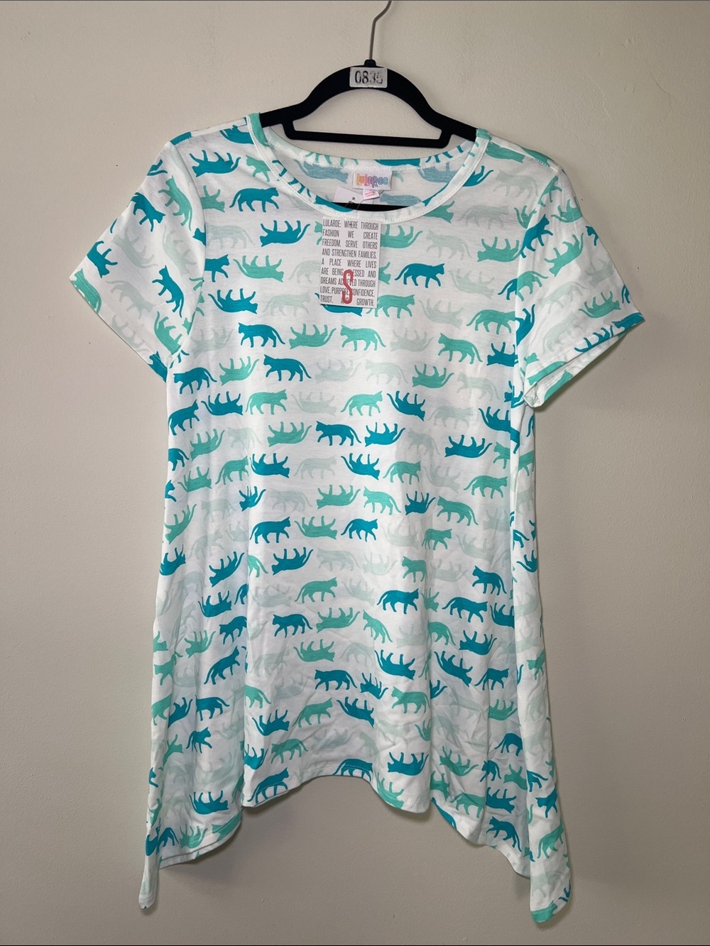 LuLaRoe Melissa Cat Print Tunic Top